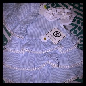 Little me signature set with hat & shoes to match